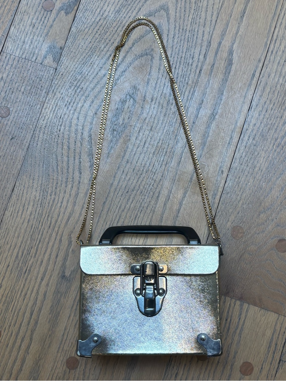 Vintage Metallic Gold Mini Box Bag with Chain Strap